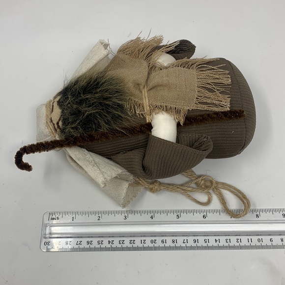 6 pc Shepherd w lambs black sheep Nativity Scene decorations fabric dolls vtg - Picture 13 of 17